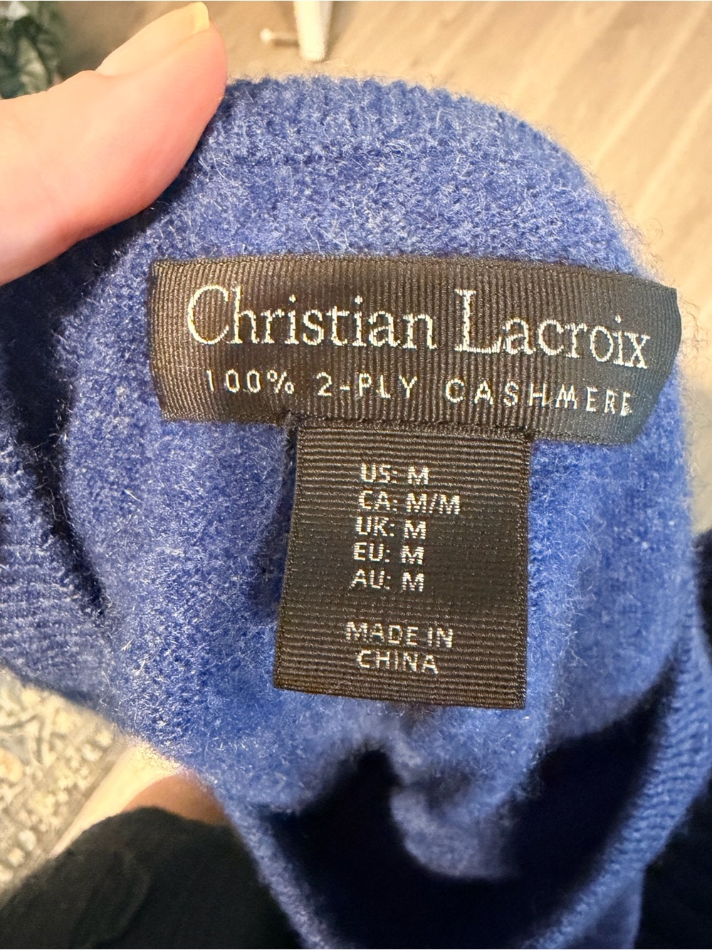 Christian Lacroix double ply cashmere Cobalt Blue Crewneck Sweater, ultra soft - Picture 7 of 8